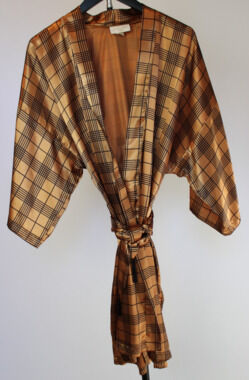 Vintage Inner Most Robe – Gold Plaid Satin Look – L – 100% Polyester